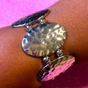 Silver stretchable bead bracelet